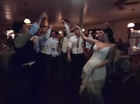 WKH Entertainment - DJ - North Ridgeville, OH - Hero Gallery 2