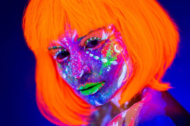 Color party ideas: face and body painting