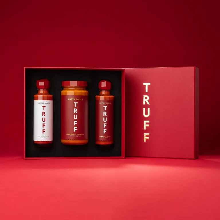 These 15 Aphrodisiac Gifts Range From Sweet to Spicy