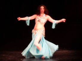 Farha - Belly Dancer - New York City, NY - Hero Gallery 4