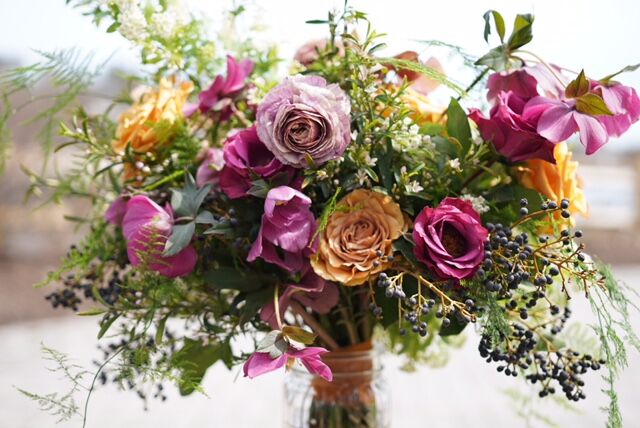 Roses and Rice + Prices - The Knot
