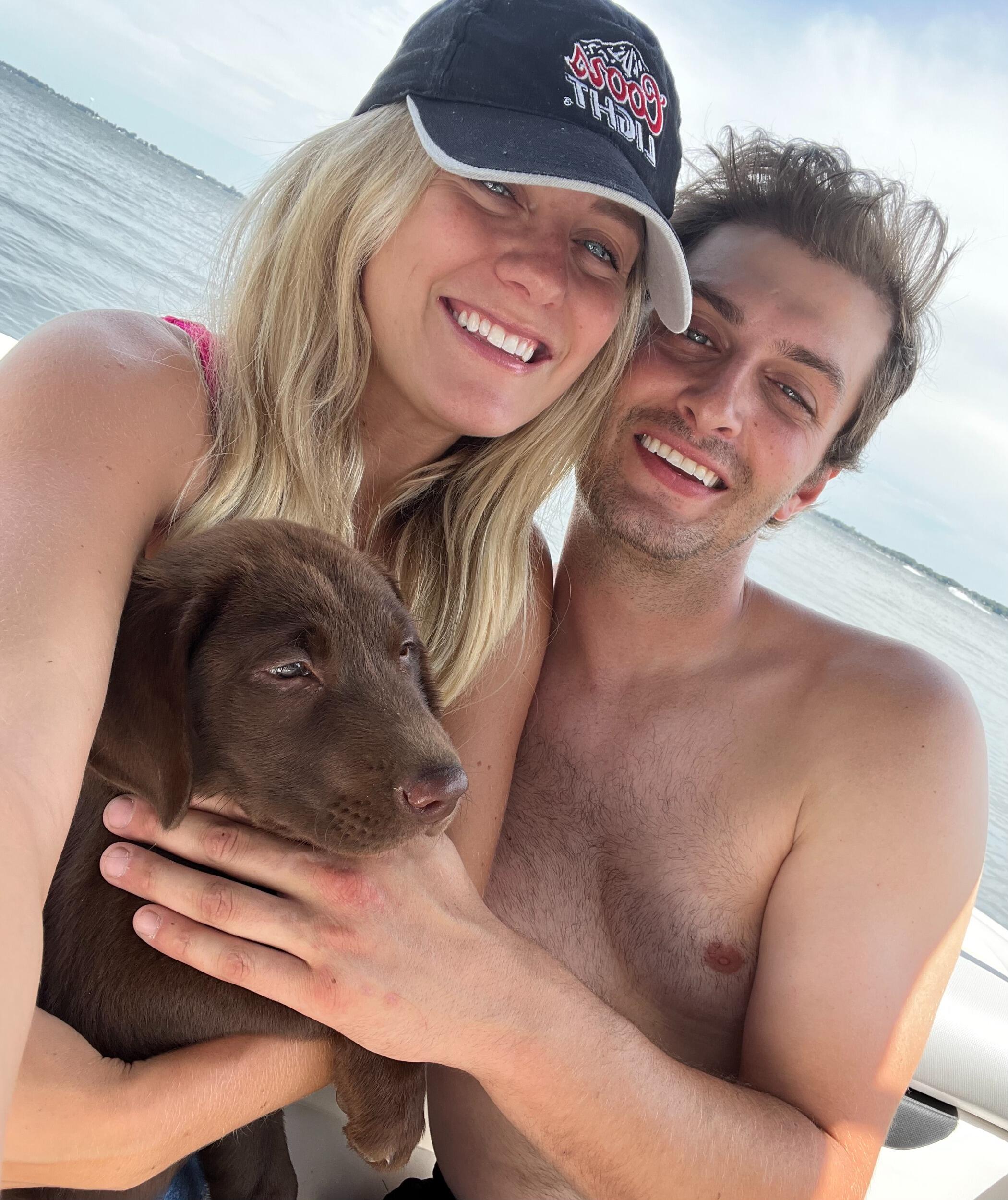 Joe sure knew the way to Jenny's heart by asking her to see their litter of puppies... safe to say Moose was the reason our relationship started. 