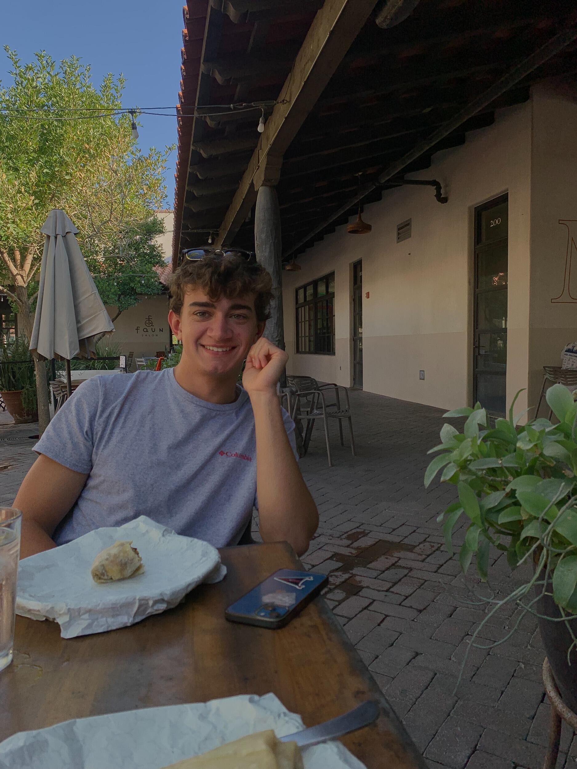 visited the same restaurant we went to a year before <3