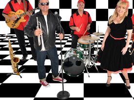 Chrome '57 Band - Oldies Band, 50s Band, 60s Band - Oldies Band - Fort Myers, FL - Hero Gallery 2