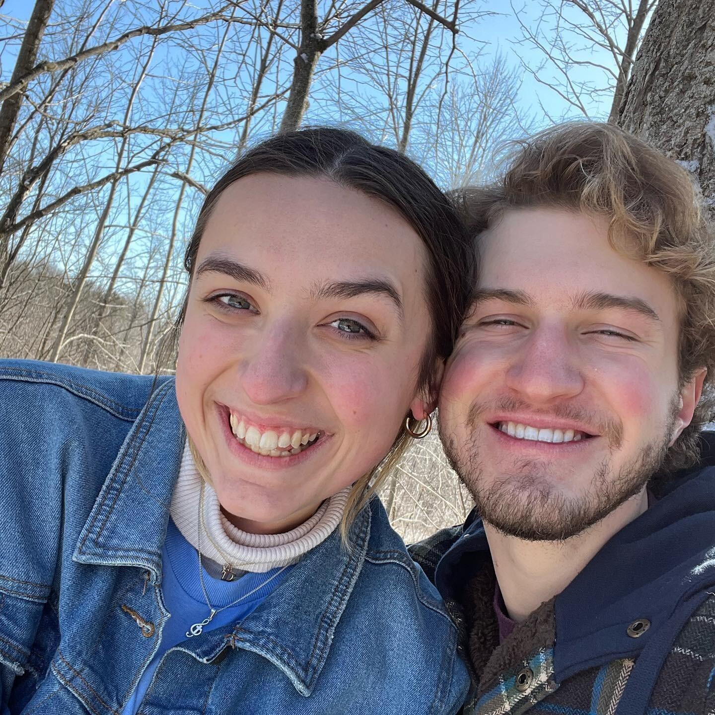 Cute selfie of the happy couple!