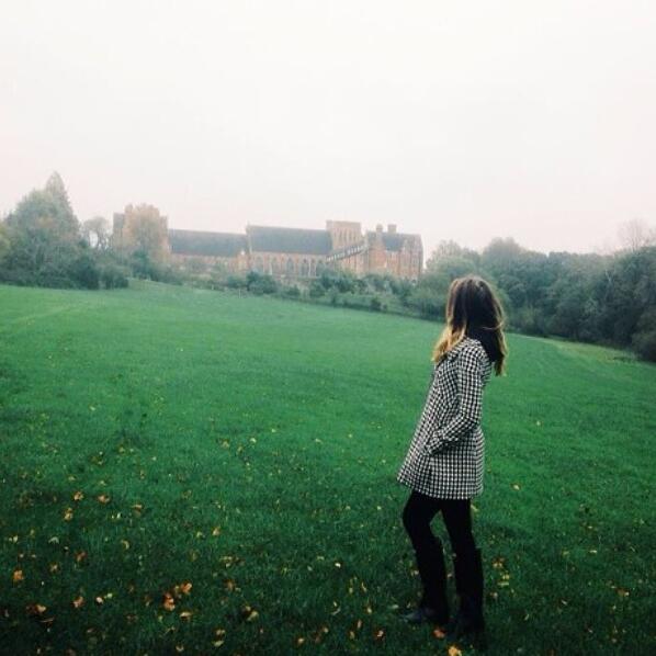 Long distance begins whilst Jac is in the UK on Uni Exchange.