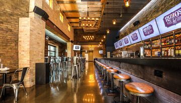 Rizzo's Bar & Inn - Front Bar Space - Restaurant - Chicago, IL - Hero Main