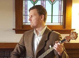 Ryan Burns - Acoustic Guitarist - Chicago, IL - Hero Gallery 1