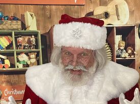 Classic Santa Gregory - Santa Claus - Macomb, MI - Hero Gallery 2