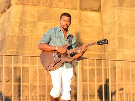 Nasim Siddeeq - Singer Guitarist - New York City, NY - Hero Gallery 2