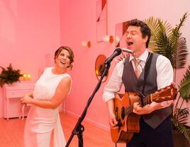 Acoustic Wedding Songs - a couple singing together