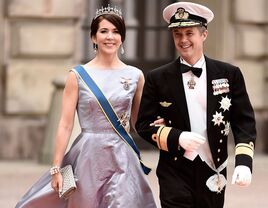 Royals Celebrate Copper Anniversary With Traditions