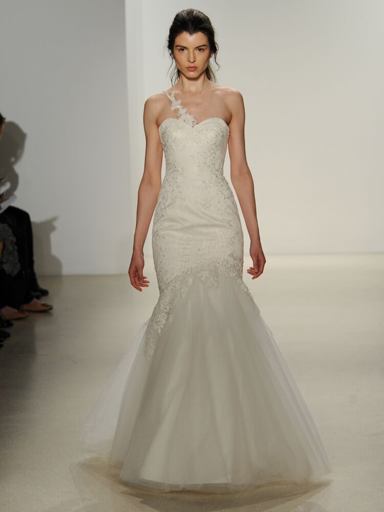 Kelly Faetanini Spring Wedding Dresses: Bridal Fashion Week Photos