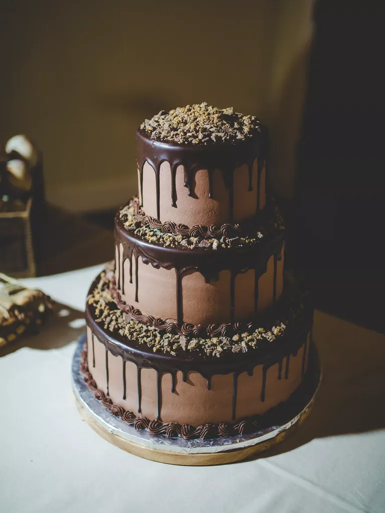 26 Three Tier Wedding Cake Ideas That Are Super Sweet