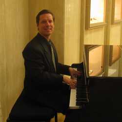 Pianist David Berriman, profile image