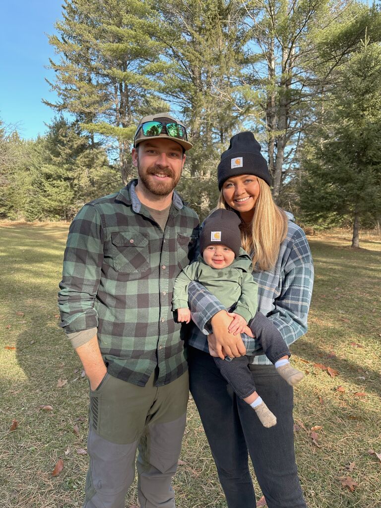 This was just about an hour after Kyle picked up the ring (obviously Jade did not know).