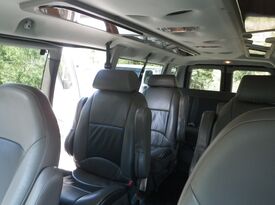 Jake's Mountain Shuttle - Event Limo - Frisco, CO - Hero Gallery 3
