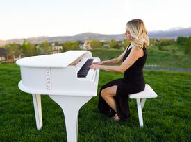 Bri Lewis, Event Pianist & Singer - Pianist - South Jordan, UT - Hero Gallery 1