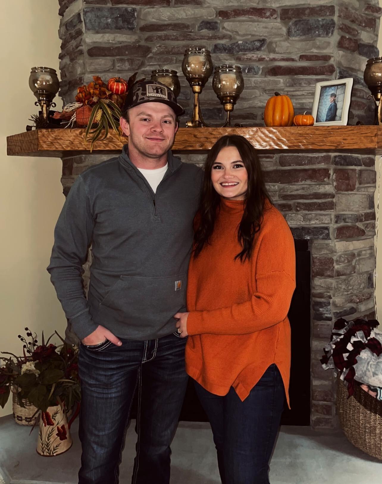 Thanksgiving 2023

Engaged!