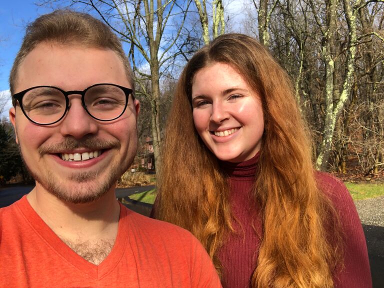 Rebecca meets Matt's mother for the first time at Thanksgiving. Not knowing what to bring, Rebecca brings everything - wine, flowers and her now much beloved pumpkin pie. 