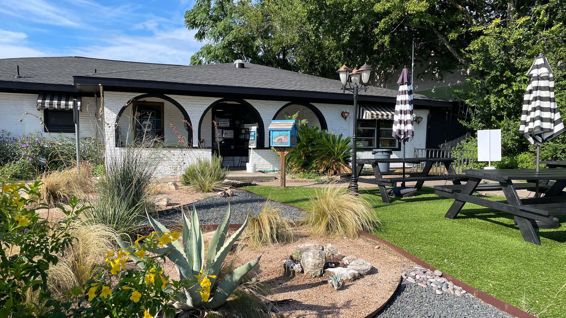 Brentwood Guest House 3