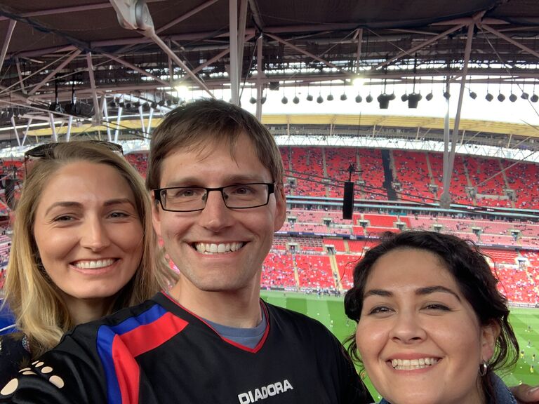 The one where Vero sees Palace for the first time. 