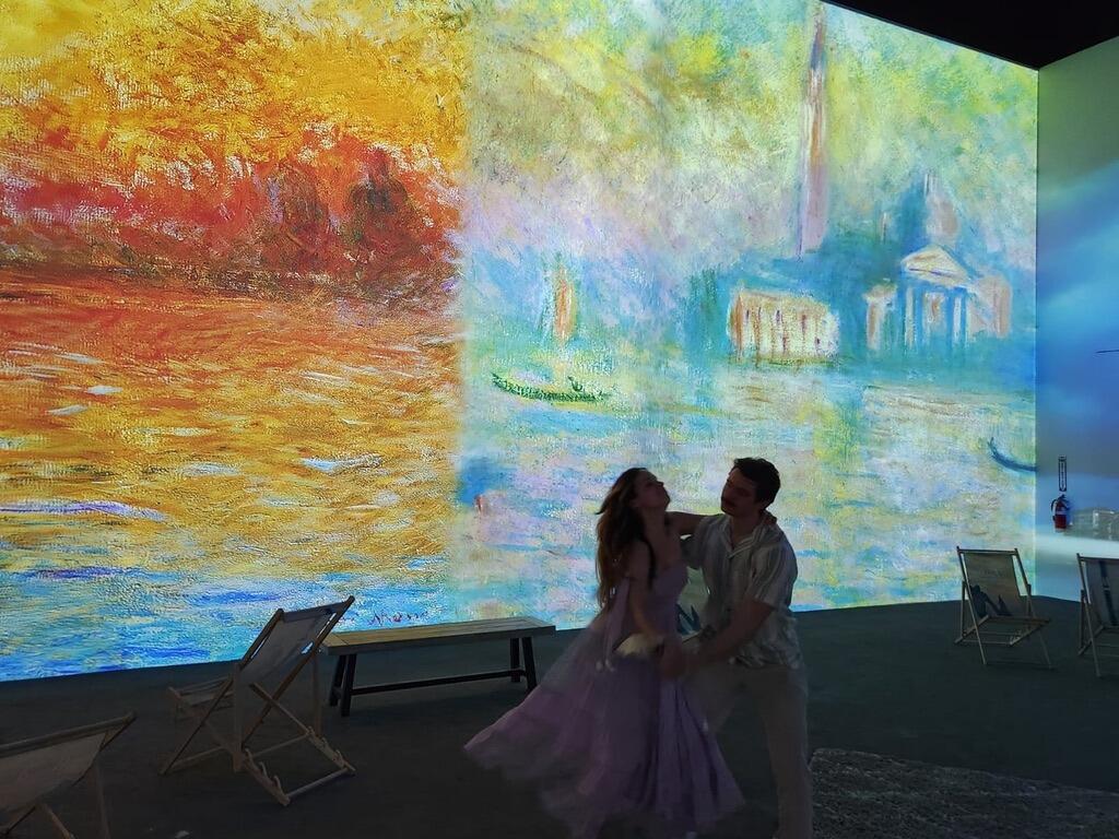 Dancing at the Monet exhibit in Cincy. 