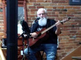 Phil Thomas Music - Singer Guitarist - Vinton, IA - Hero Gallery 2