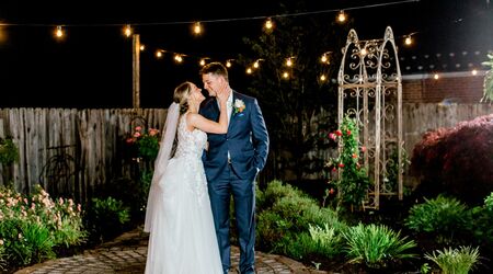 Daniel & Julie's Elegant Historic Downtown Wedding at the Kyle House,  Virginia