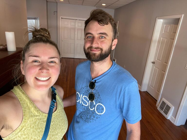 Moving out of our Chicago apartment to begin our year-long road tripping!
