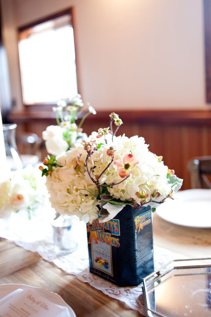 Vintage Rustic Tin Flower Vase Centerpieces