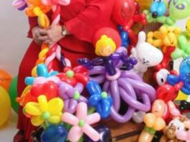 JuJuBee's Jamboree of friends - Balloon Twister - Nottingham, NH - Hero Gallery 2