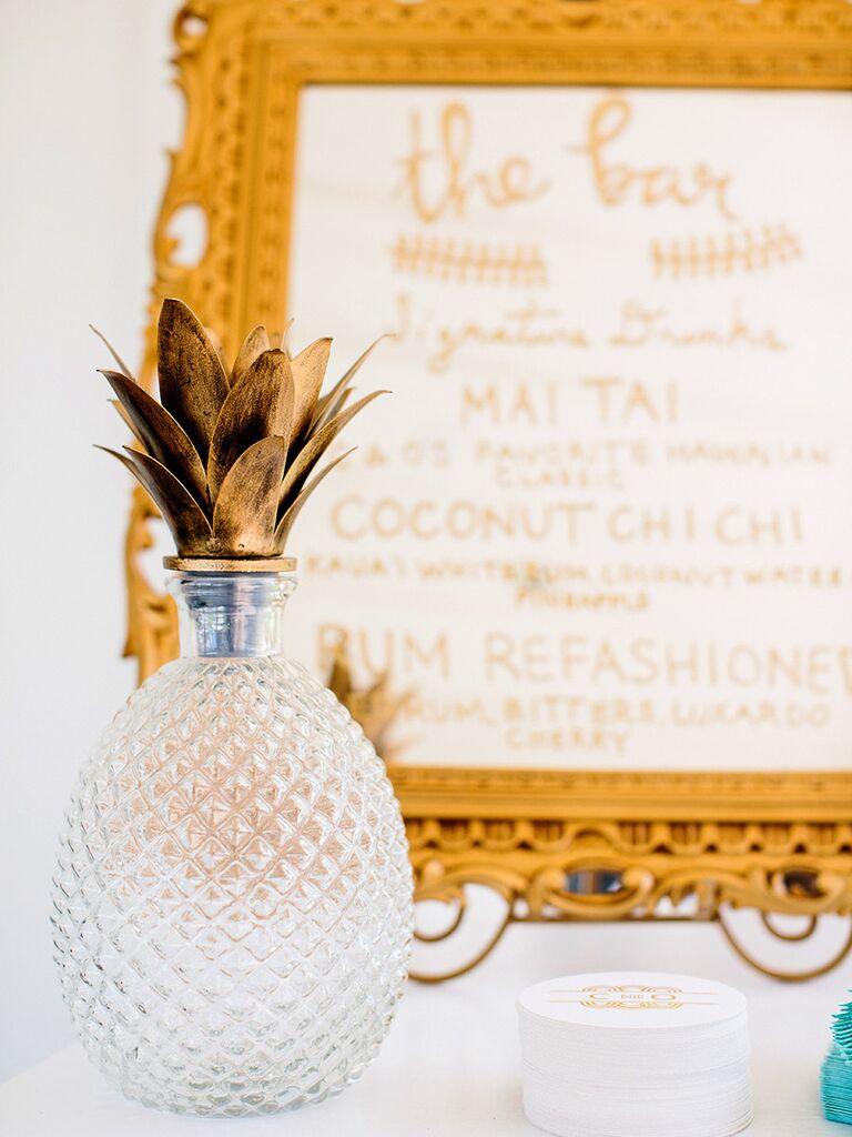 Tropical pineapple glass vase