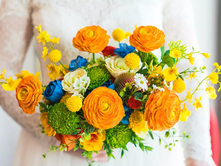 Bright and summery Bouquet With Wood Flowers