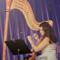 Caroline Lacitignola- Harpist, profile image