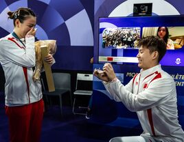 China's Huang Yaqiong getting engaged at the 2024 Olympics