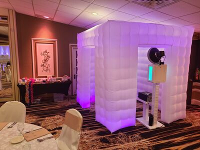 Spectra PhotoBooth, Inc. | Photo Booths - The Knot