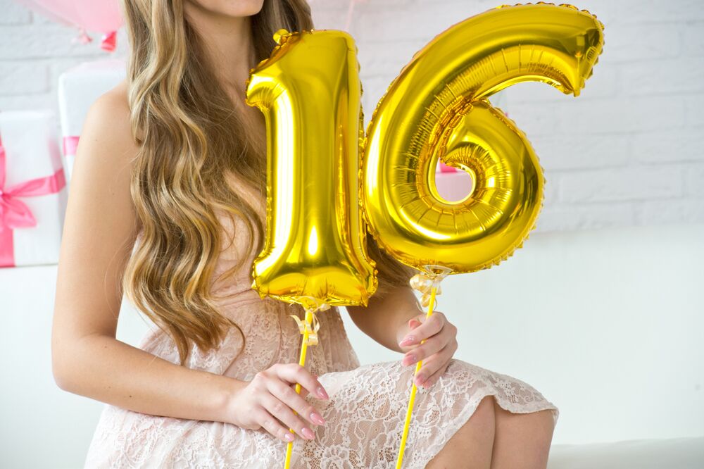 Sweet 16 balloons