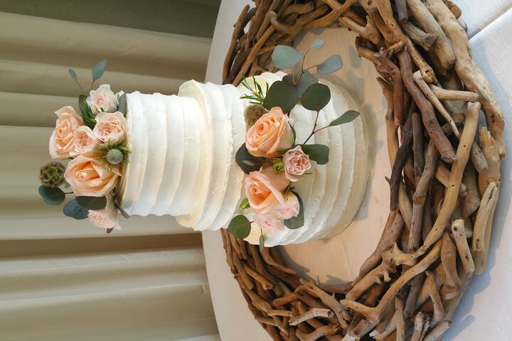 iRie Couture Cakery Wedding Cakes  St  Augustine  FL 