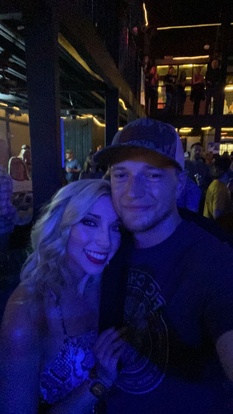 Matthew finally officially asked Ciarra to be his girlfriend at a Paul Cauthen concert!