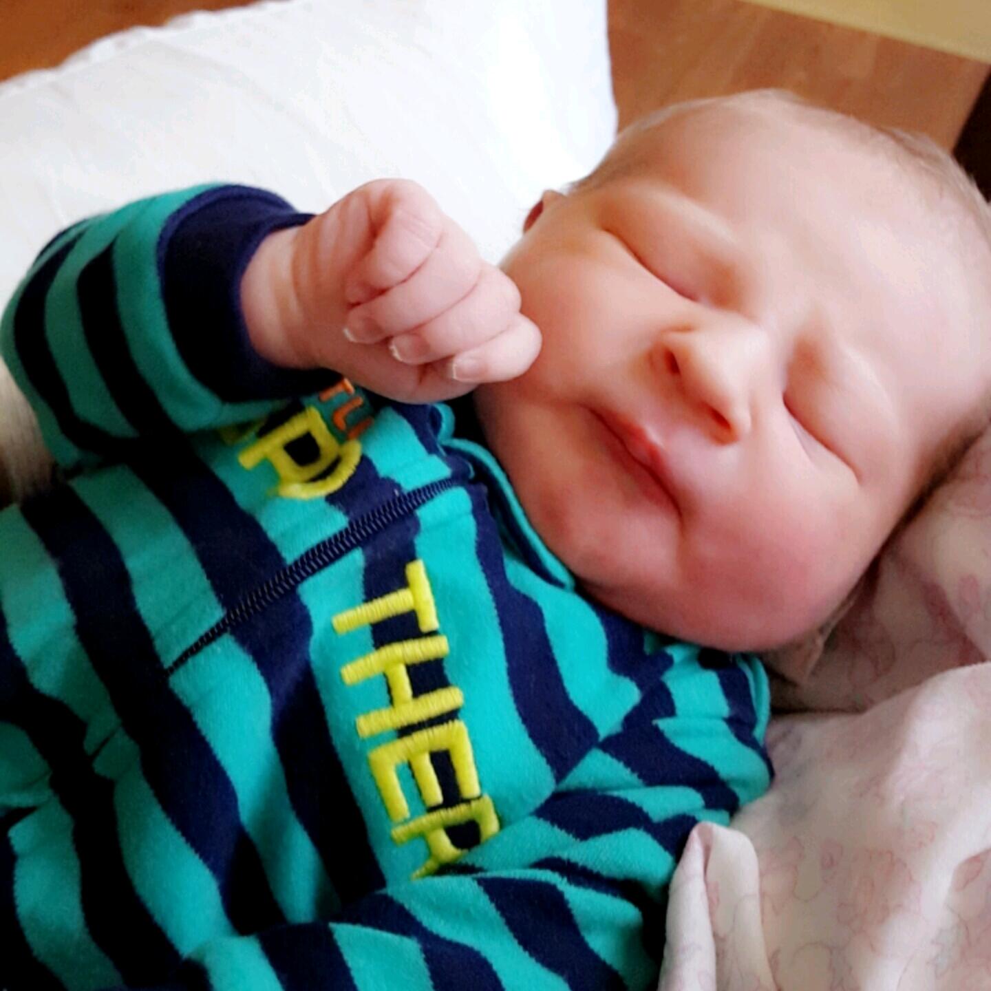 We welcomed our first son together!  
Deklyn Michael-Wayne Lowden! 💙
