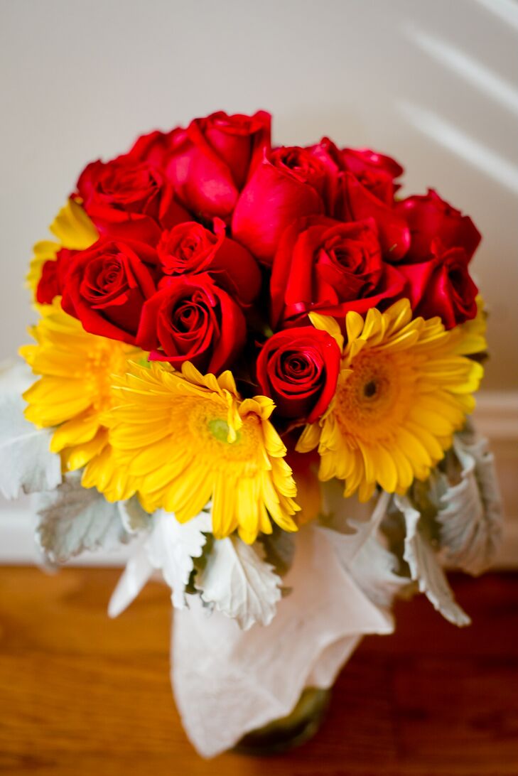 Red Rose And Yellow Daisy Bouquet