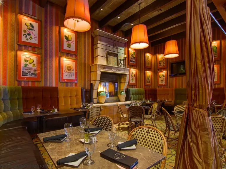 Trezo Mare Restaurant and Lounge