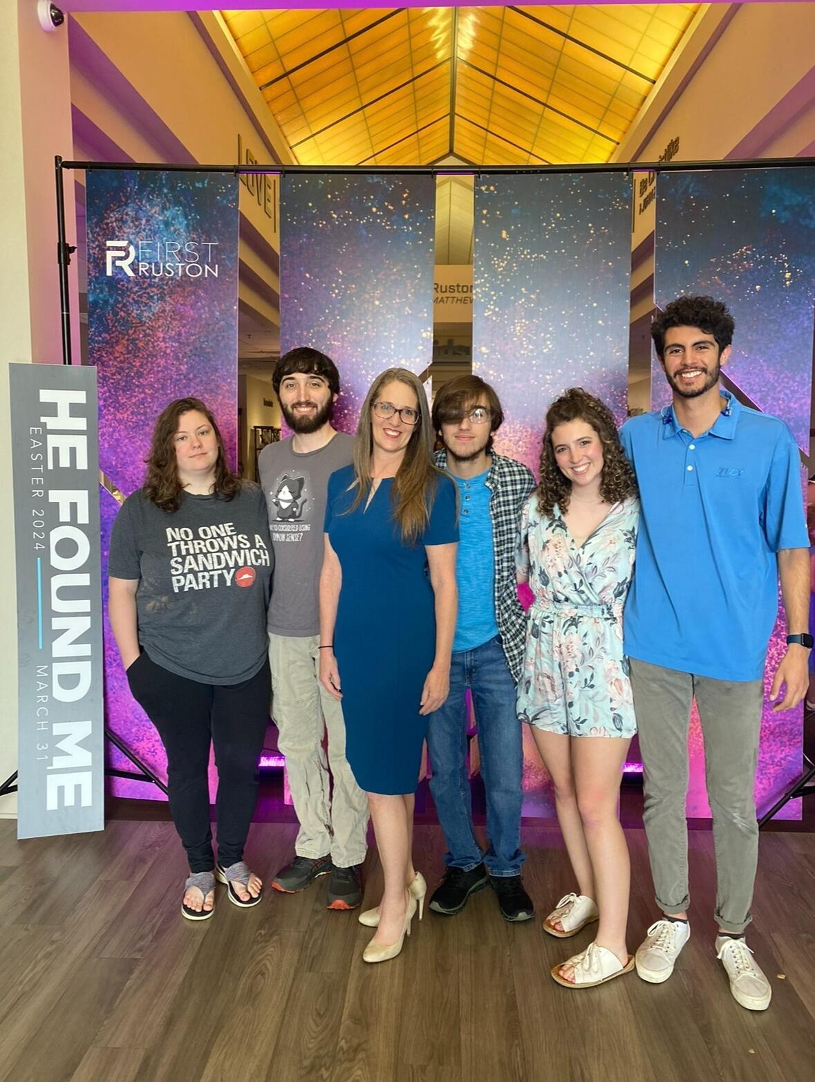 Happy Easter! My family came to Ruston to go to church with Gabriel and I! Not only was it super sweet to have my family there, but Gabriel and I both got to worship the Lord together:) Gabriel on guitar and me on piano!