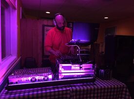 DJ Stash - DJ - Hebron, MD - Hero Gallery 4