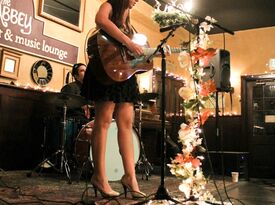Katie Ekin - Singer Guitarist - Seattle, WA - Hero Gallery 2