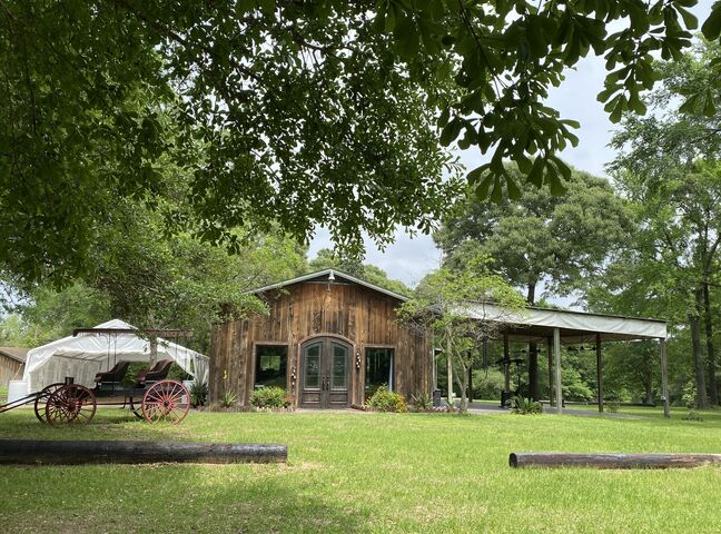 Double Bar B Guest Ranch & Ranch Hall Wedding Venue | Reception Venues ...