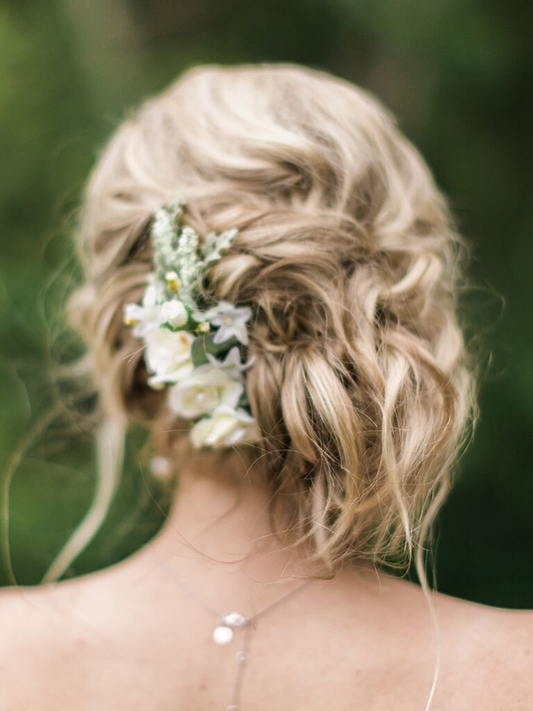 18 Perfectly Messy Bridesmaids Hairstyles