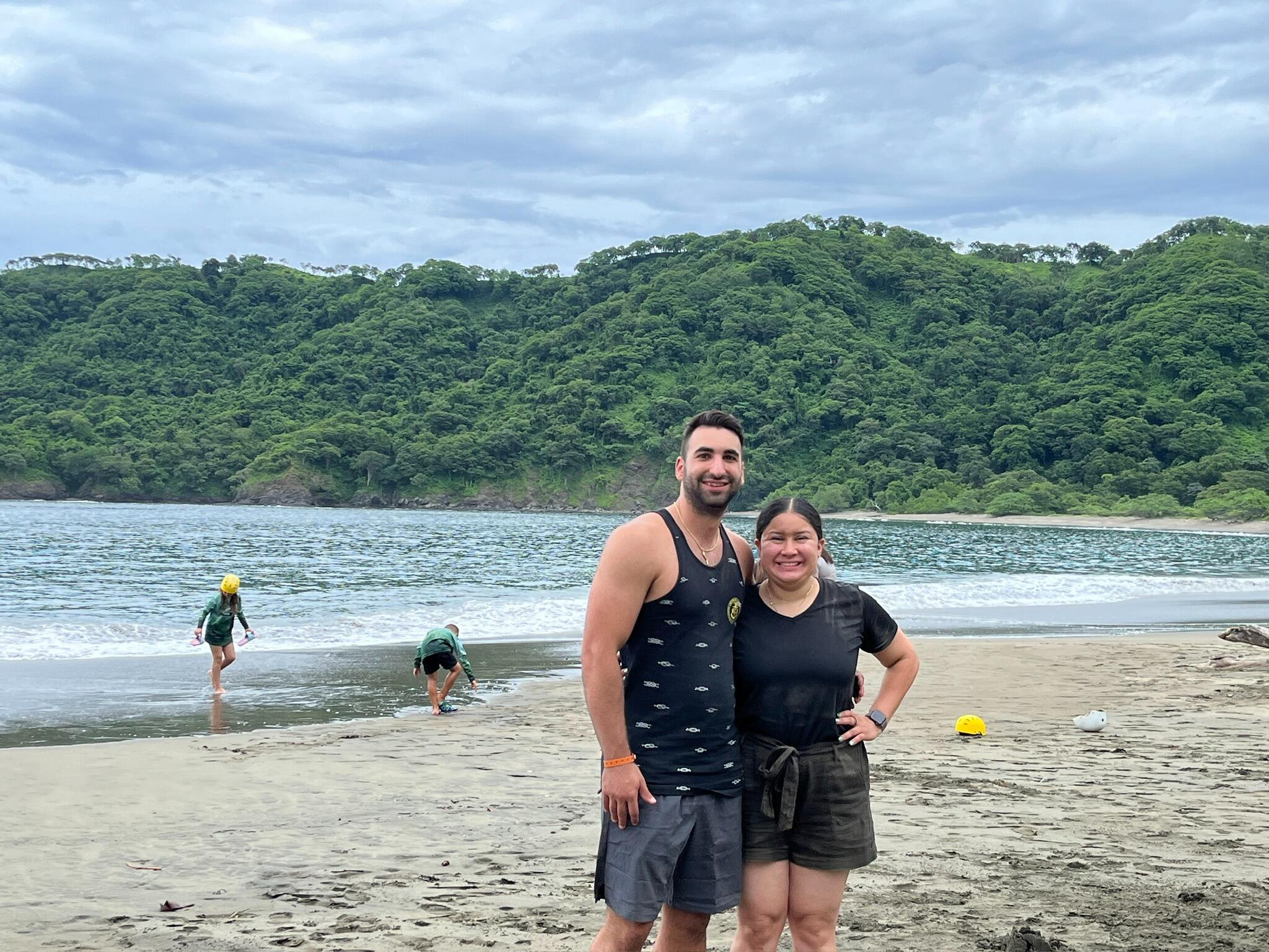 Joe & Lisa in Costa Rica! 
¡Joe y Lisa en Costa Rica!