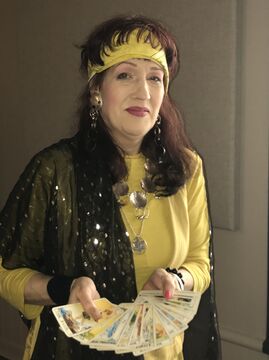 Victoria: Astrologer, Tarot Reader and Palmist - Palm Reader - Chicago, IL - Hero Main